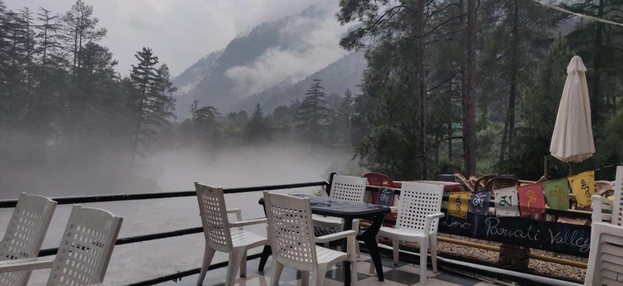Shanti Cafe & Hostels كاسول المظهر الخارجي الصورة